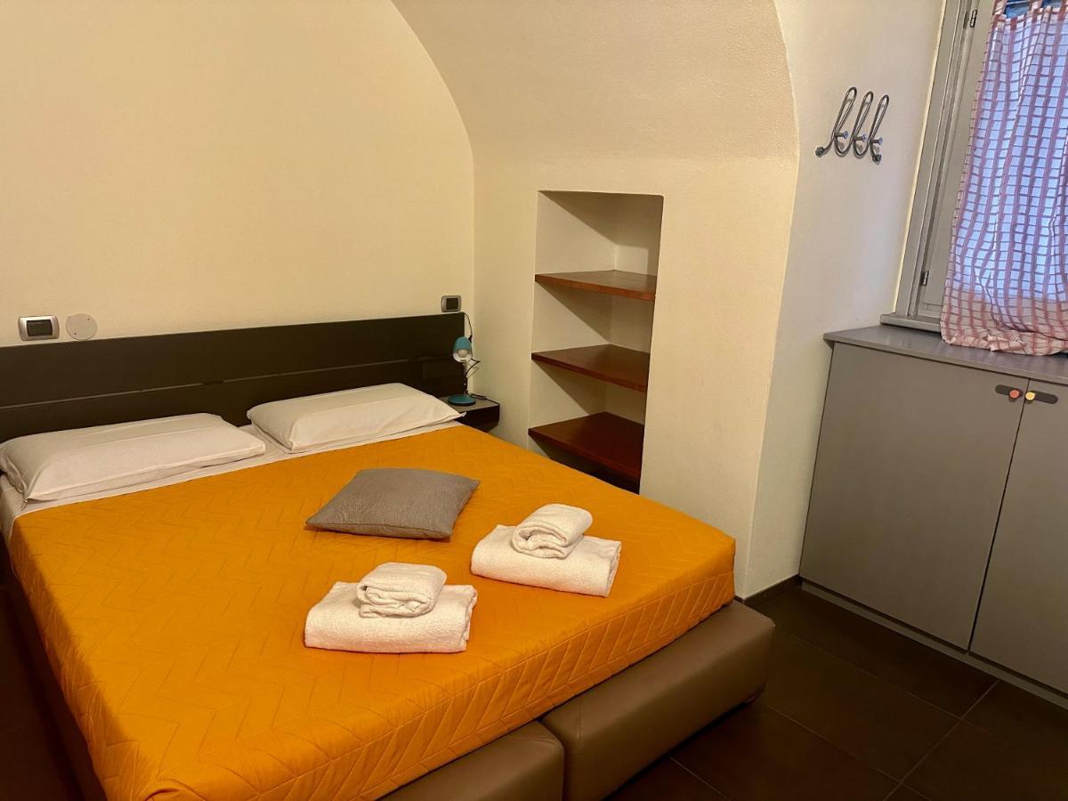Feel - Luxury Duomo Suite Bergamo Eksteriør billede