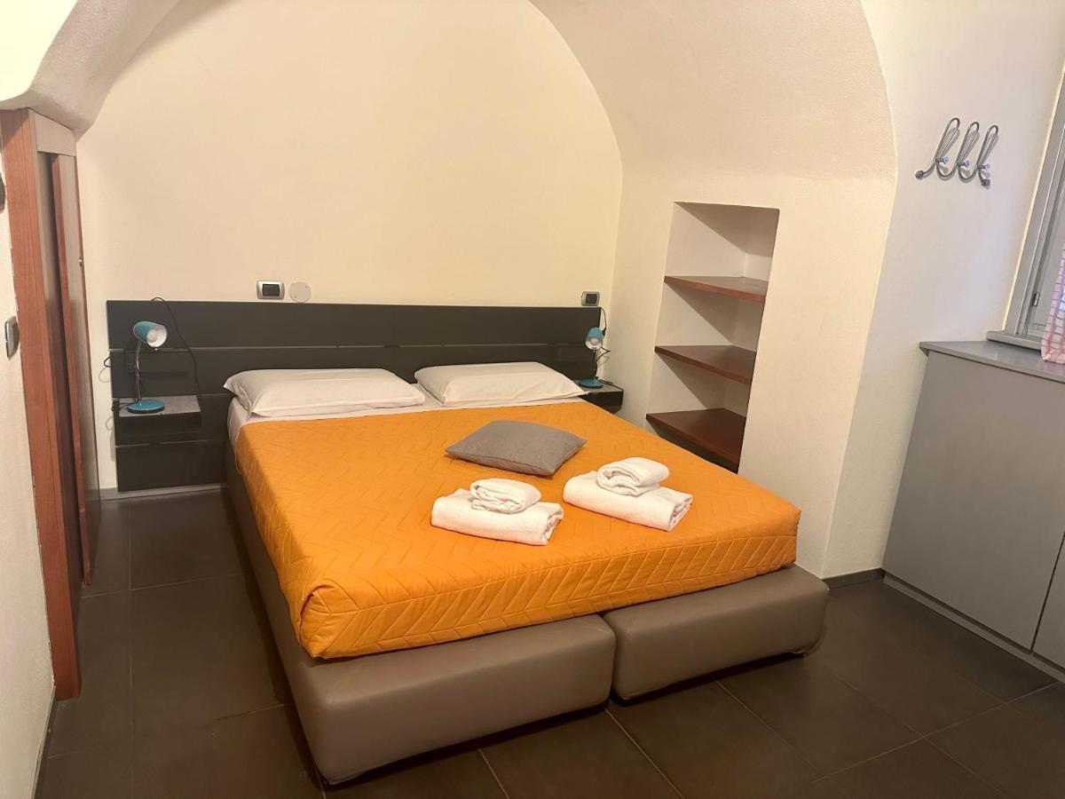 Feel - Luxury Duomo Suite Bergamo Eksteriør billede