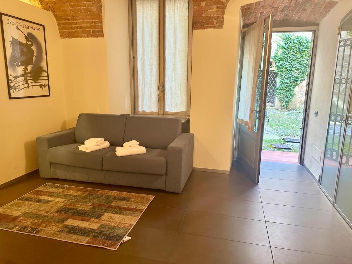 Feel - Luxury Duomo Suite Bergamo Eksteriør billede