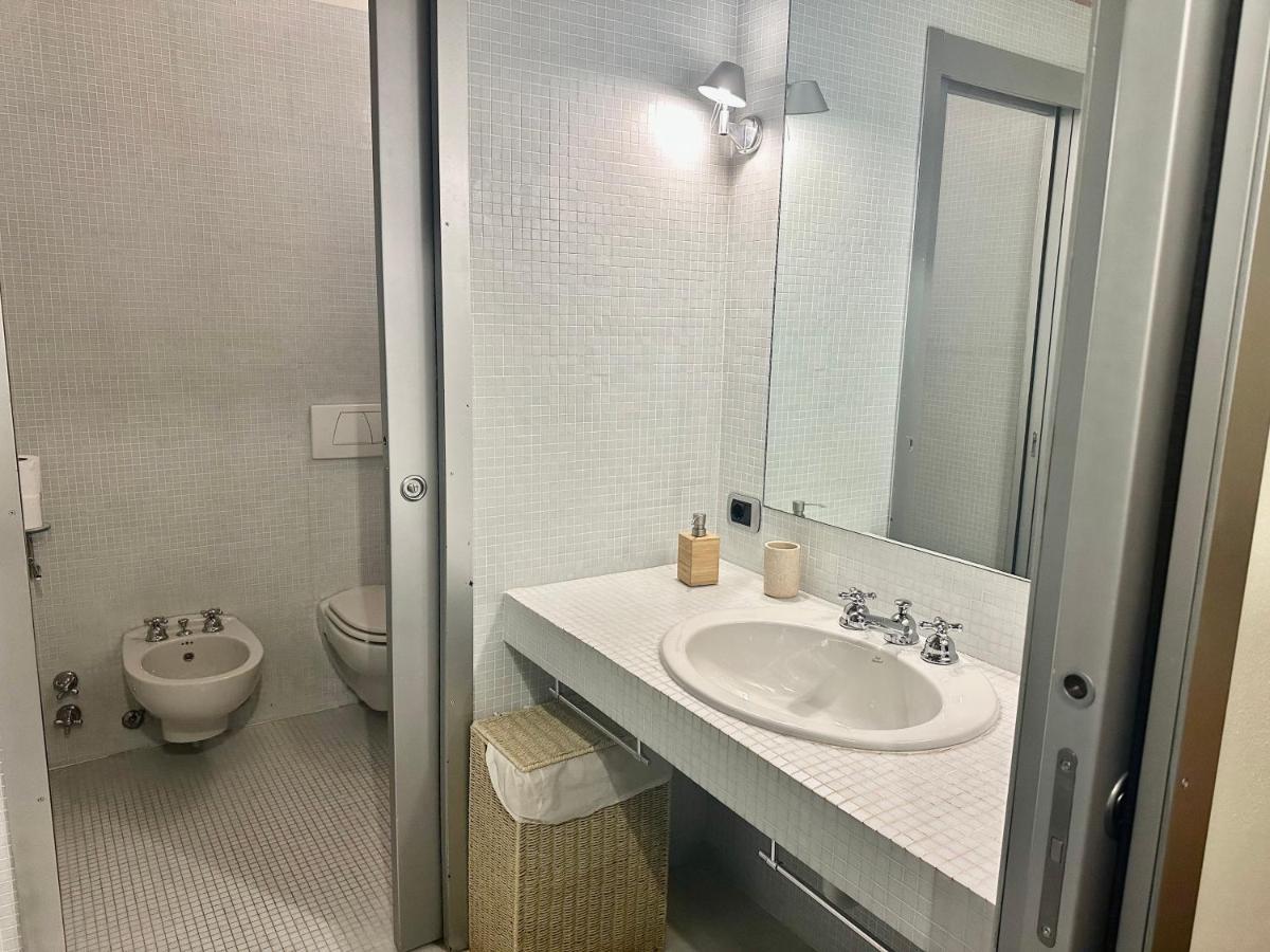 Feel - Luxury Duomo Suite Bergamo Eksteriør billede